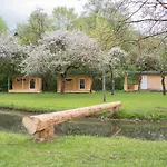 Parque de Campismo Kamp Na Otoku - Ob Savinji *