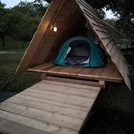 Kamp Na Otoku - Ob Savinji Kamp *