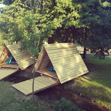 Kamp Na Otoku - Ob Savinji