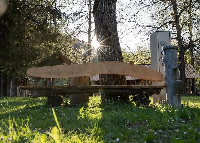 Kamp Na Otoku - Ob Savinji Campsite *